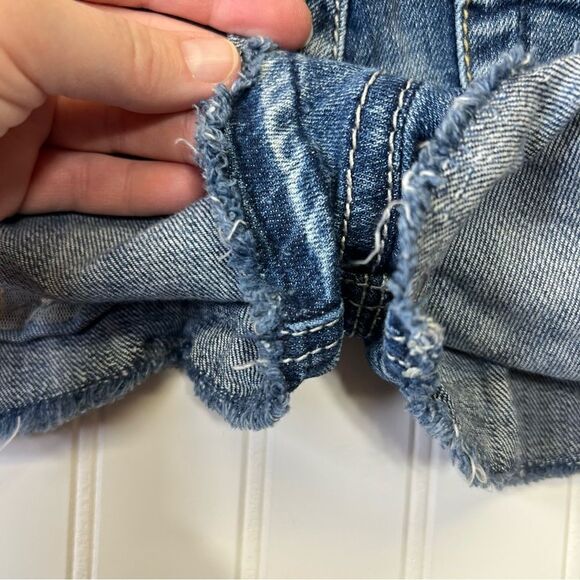 Silver size 28 "Courtney" shorts! - Picture 7 of 13